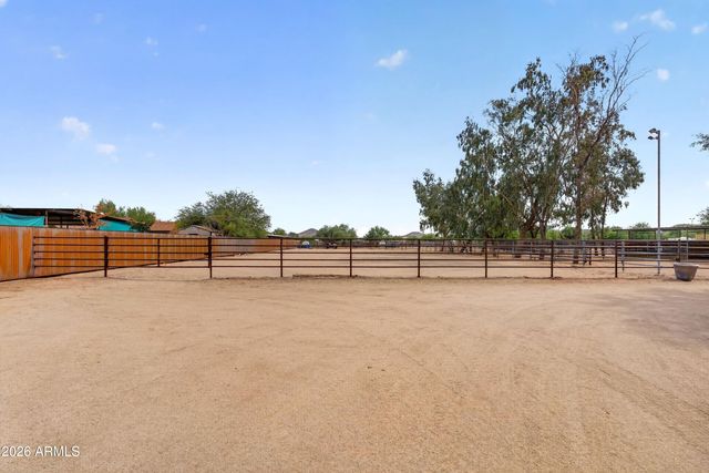 141 E Cloud Road, Phoenix, AZ 85086