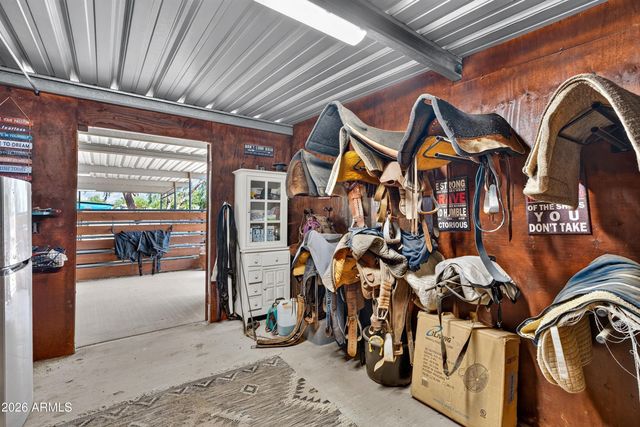 141 E Cloud Road, Phoenix, AZ 85086
