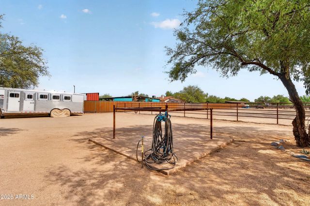 141 E Cloud Road, Phoenix, AZ 85086