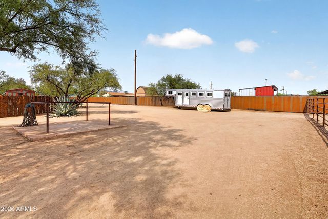 141 E Cloud Road, Phoenix, AZ 85086