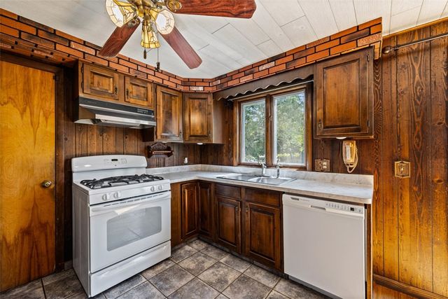2085 Michigan Avenue, Lima, NY 14485