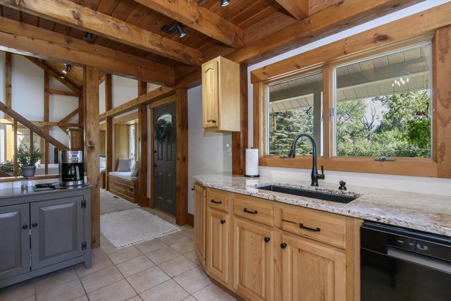 W349S2296 Waterville ROAD, Oconomowoc, WI 53066
