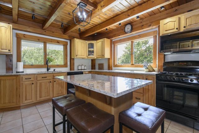 W349S2296 Waterville ROAD, Oconomowoc, WI 53066
