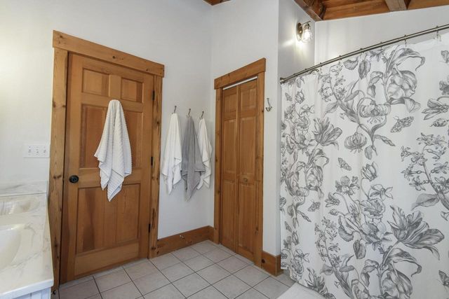 W349S2296 Waterville ROAD, Oconomowoc, WI 53066