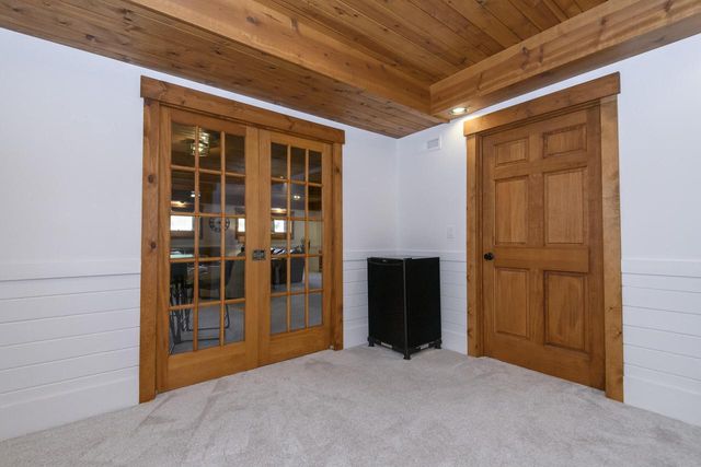 W349S2296 Waterville ROAD, Oconomowoc, WI 53066