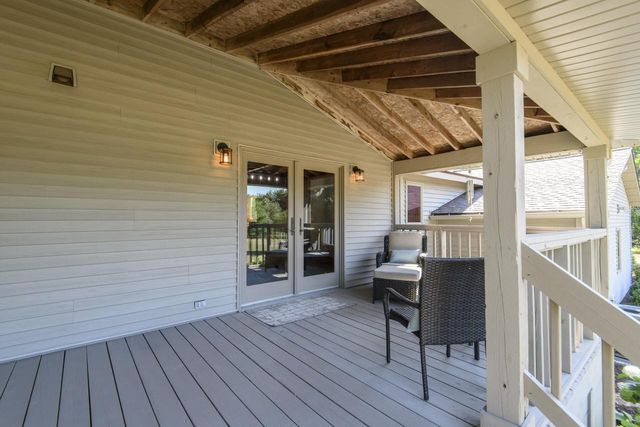 W349S2296 Waterville ROAD, Oconomowoc, WI 53066