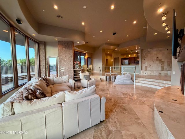 11157 N Desert Whisper Way, Tucson, AZ 85737