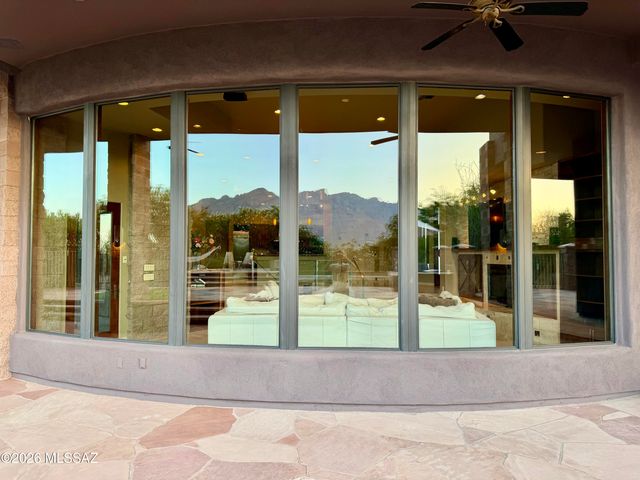 11157 N Desert Whisper Way, Tucson, AZ 85737