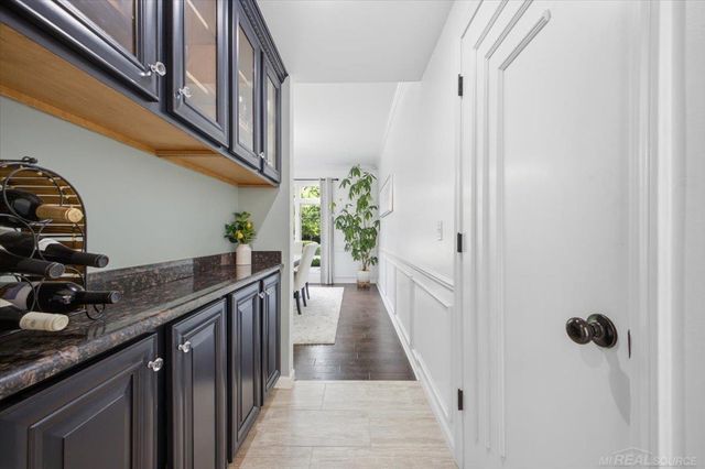 52250 Chickadee Lane, Shelby Twp, MI 48315