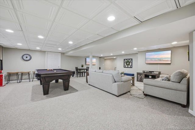52250 Chickadee Lane, Shelby Twp, MI 48315
