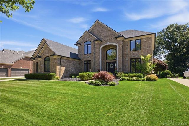52250 Chickadee Lane, Shelby Twp, MI 48315
