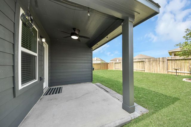 5186 Dry Hollow Drive, Alvin, TX 77511