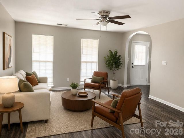 124 Winding Canyon Drive, Charlotte, NC 28214
