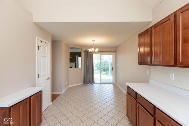 1200 Matthews Court, Franklin, IN 46131