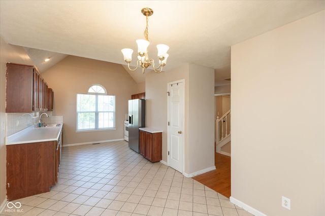 1200 Matthews Court, Franklin, IN 46131