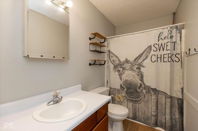 1200 Matthews Court, Franklin, IN 46131