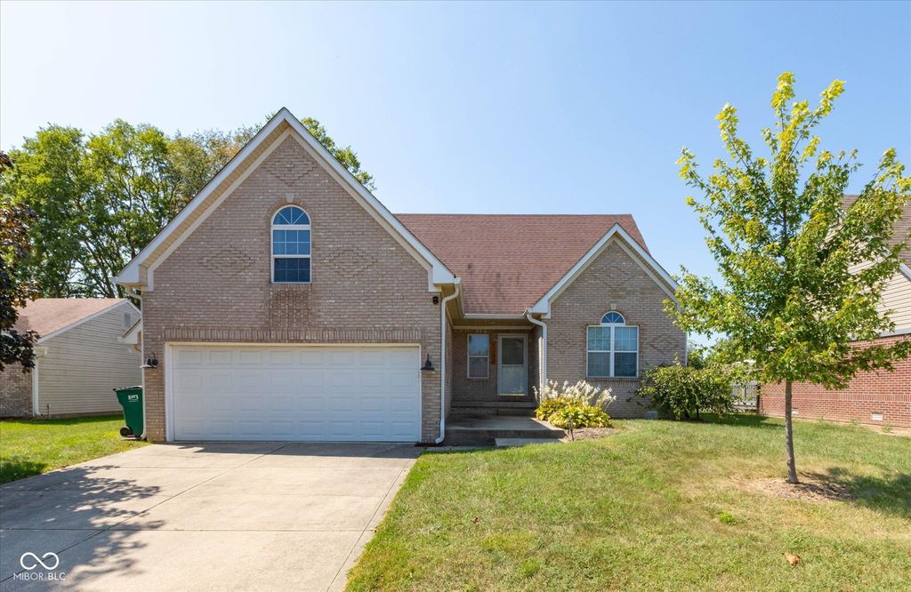 1200 Matthews Court, Franklin, IN 46131