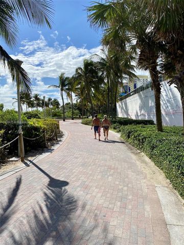 100 Lincoln Rd 939, Miami Beach, FL 33139