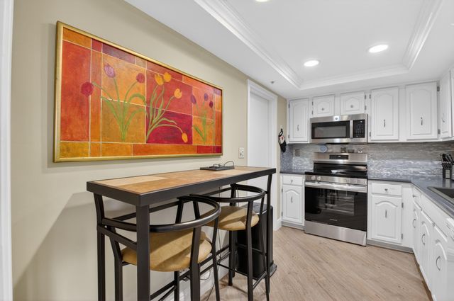 7754 Lakeside Boulevard 476, Boca Raton, FL 33434