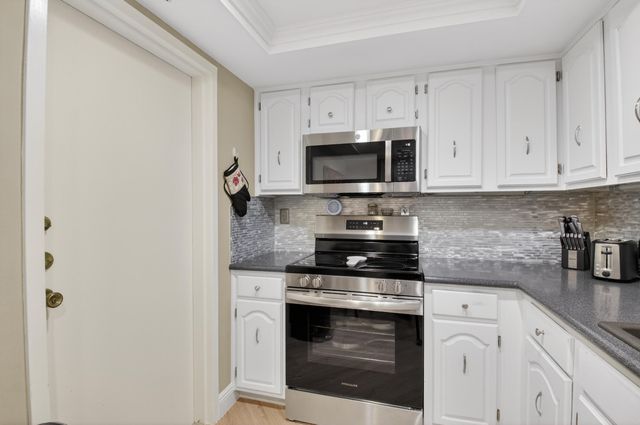 7754 Lakeside Boulevard 476, Boca Raton, FL 33434