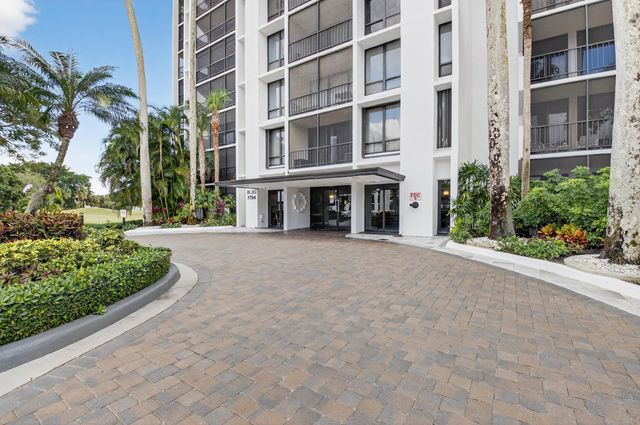7754 Lakeside Boulevard 476, Boca Raton, FL 33434