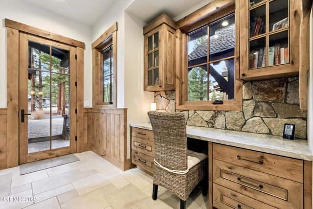 261 Redding Way, Carson City, NV 89705