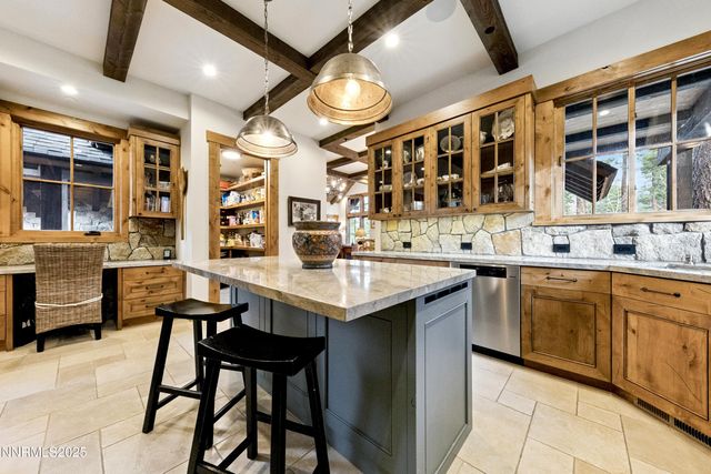 261 Redding Way, Carson City, NV 89705