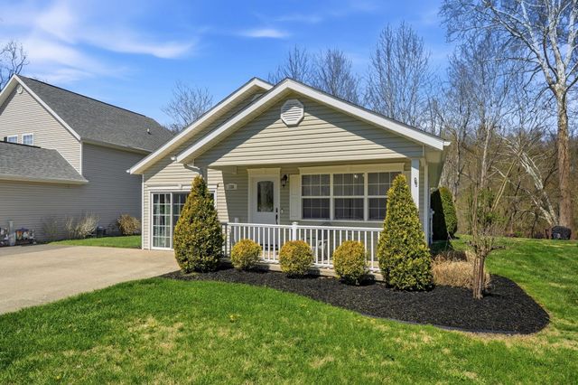 128 Ocean Drive, Huntington, WV 25705