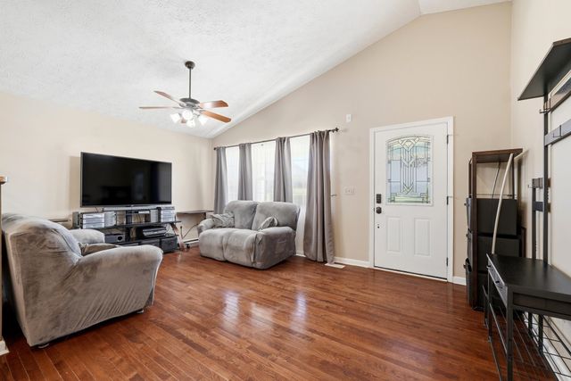 128 Ocean Drive, Huntington, WV 25705