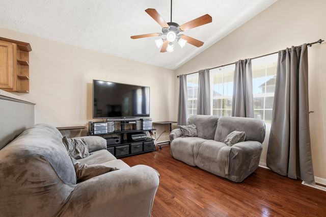 128 Ocean Drive, Huntington, WV 25705