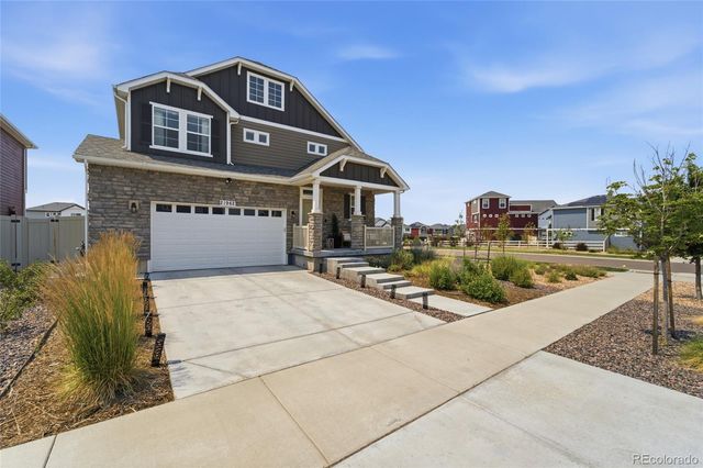 21962 E 44th Drive, Aurora, CO 80019