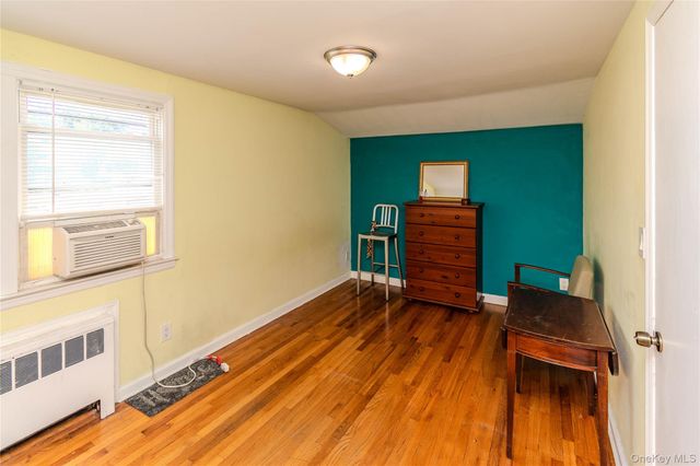 5 N Perkins Avenue, Elmsford, NY 10523