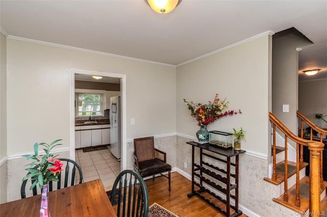 5 N Perkins Avenue, Elmsford, NY 10523