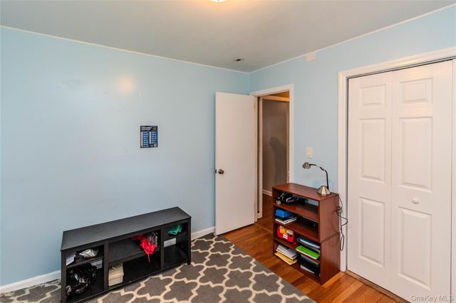 5 N Perkins Avenue, Elmsford, NY 10523