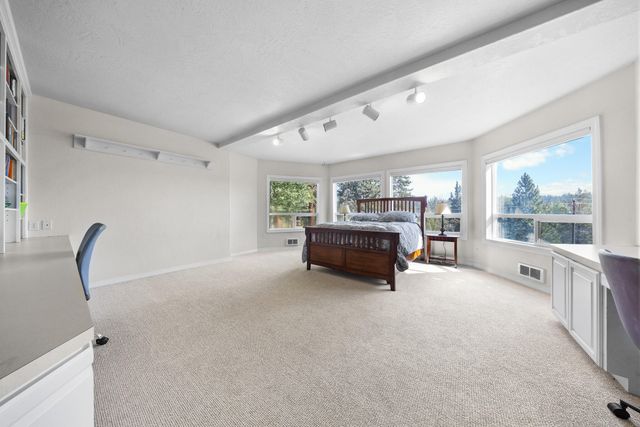 69856 Camp Polk Road, Sisters, OR 97759