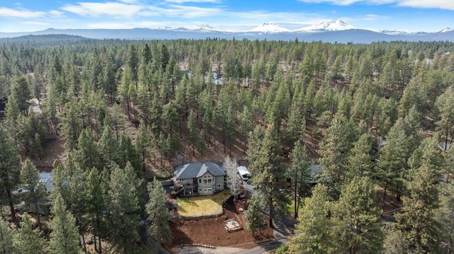 69856 Camp Polk Road, Sisters, OR 97759