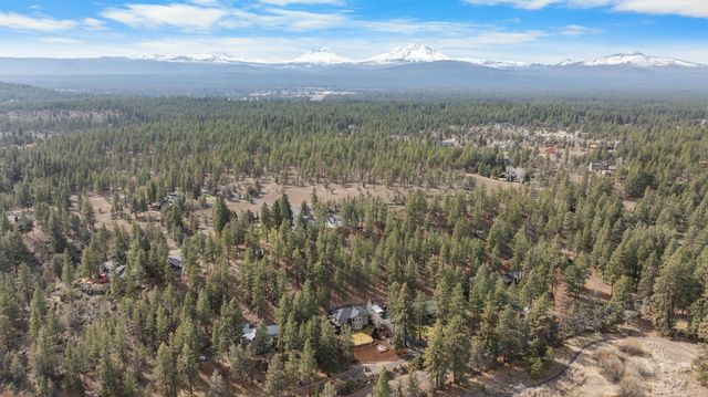 69856 Camp Polk Road, Sisters, OR 97759