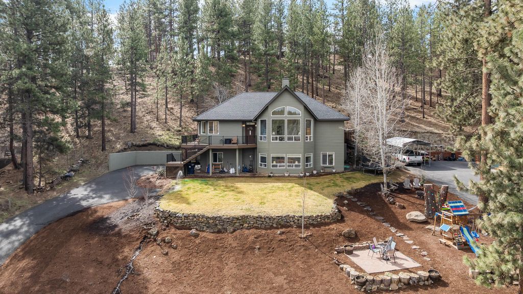 69856 Camp Polk Road, Sisters, OR 97759