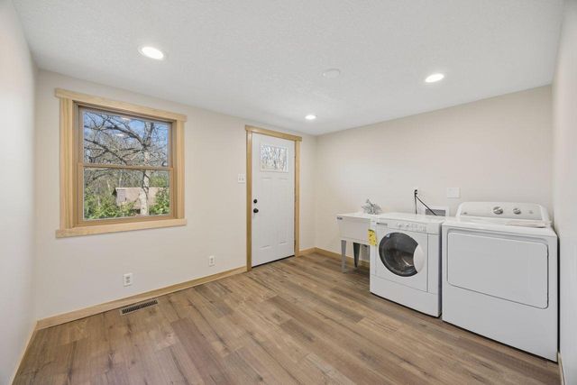 247 Glenmar Avenue, Mahtomedi, MN 55115