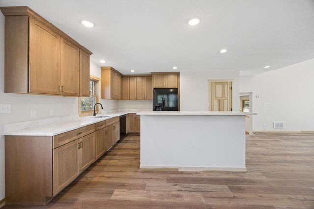 247 Glenmar Avenue, Mahtomedi, MN 55115