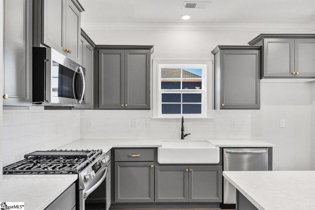 2022 Emily Margaret Road, Chesnee, SC 29323