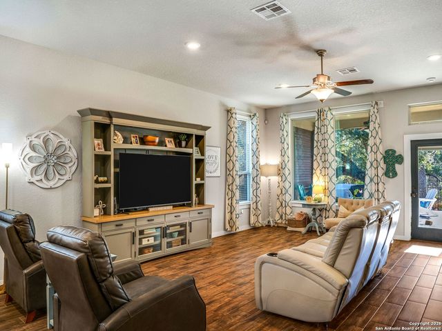 10546 Far Reaches Lane, Helotes, TX 78023