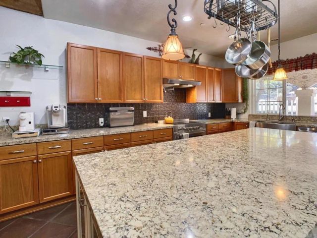 38058 Highway 94, Boulevard, CA 91905