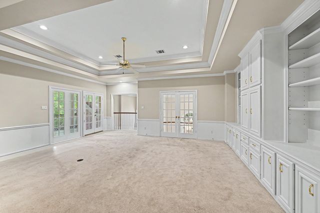 10 Sandalwood Drive, Houston, TX 77024
