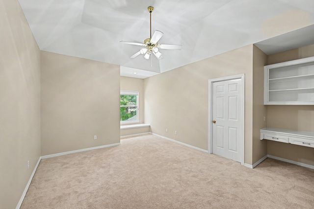 10 Sandalwood Drive, Houston, TX 77024