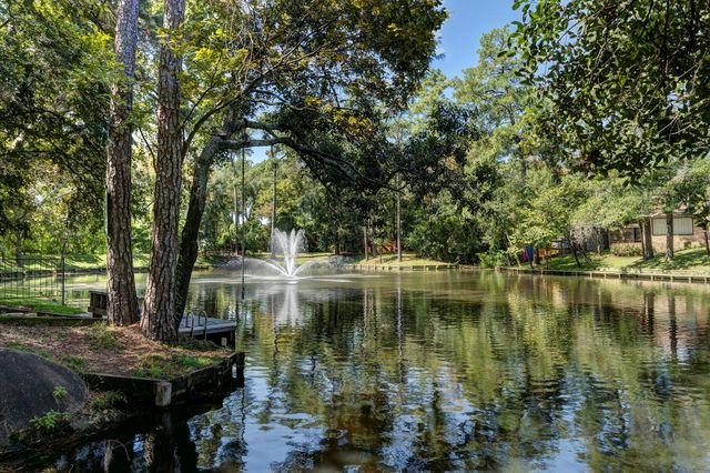 10 Sandalwood Drive, Houston, TX 77024