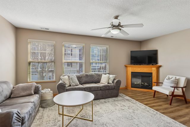 358 NE Sandalwood Drive, Waukee, IA 50263