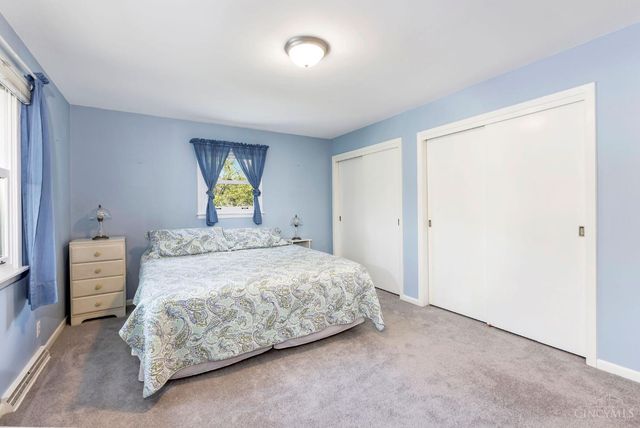 1221 Tollgate Drive, Oxford, OH 45056
