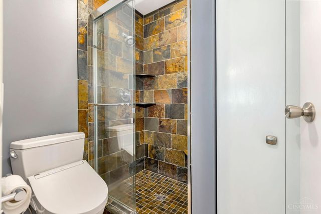 1221 Tollgate Drive, Oxford, OH 45056
