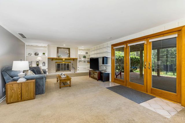 1221 Tollgate Drive, Oxford, OH 45056